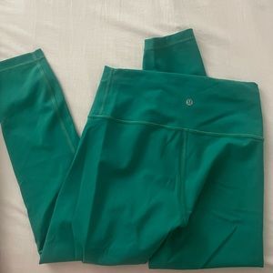 Lululemon Wunder train right size 8 23”. Maldives green. Worn only a few times!